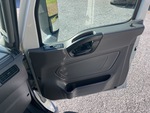 KL732411 - 2019 International LT625: Cab Doors