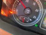 KL732411 - 2019 International LT625: Oil Pressure