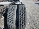 KL732411 - 2019 International LT625: Right Front Drive Tires