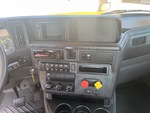 KN729984 - 2019 International LT625: Control Station # 4