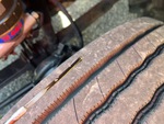 KN729984 - 2019 International LT625: Engine Oil level on Dipstick