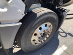 KN243059 - 2019 International LT625: Right Steer Tire