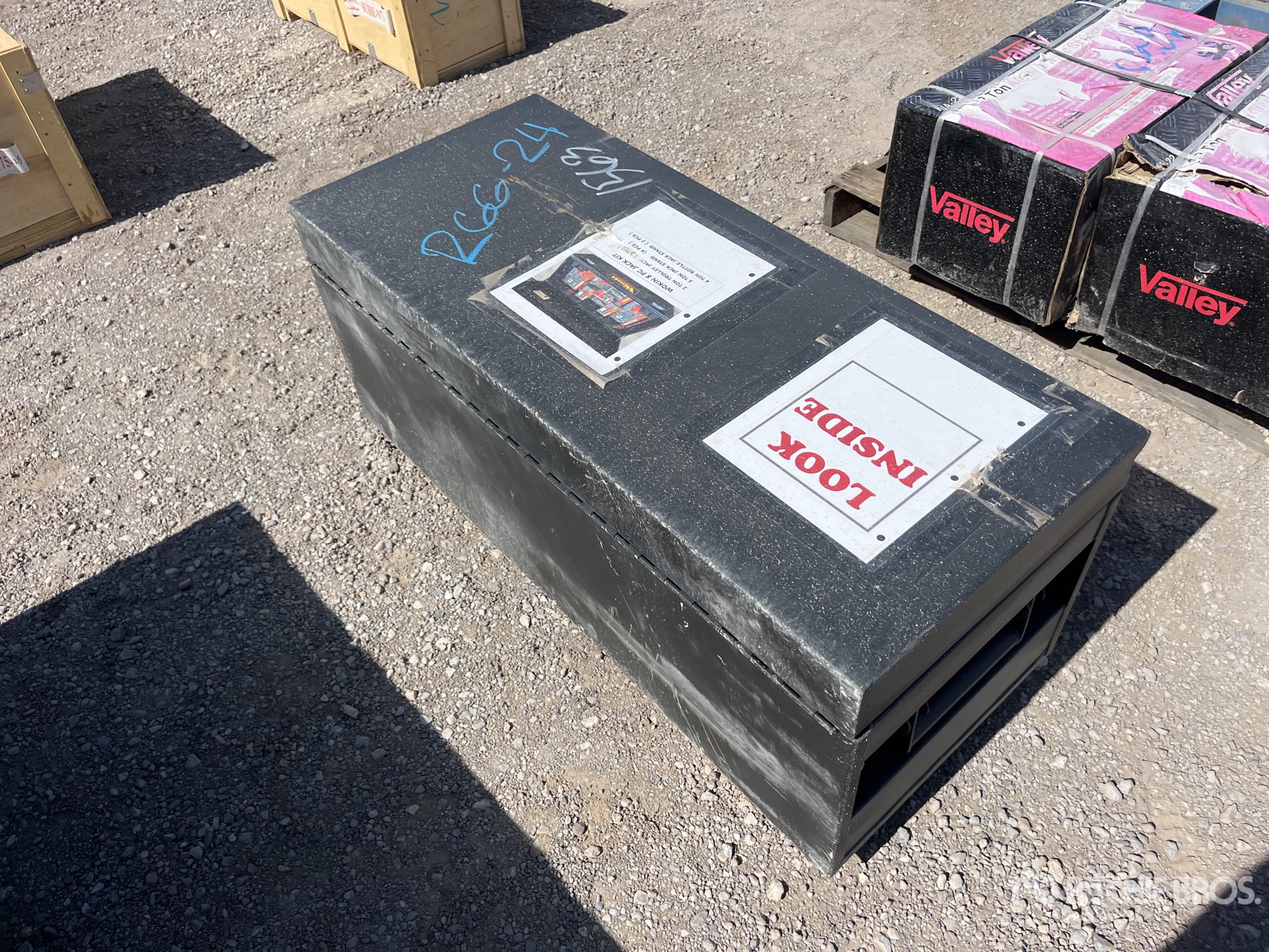 General Appearance with Foto, angolo anteriore destro