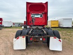 LN165742 - 2020 International LT625: Mud Flaps