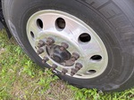 LN165742 - 2020 International LT625: Wheel Condition