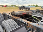 LN165742 - 2020 International LT625: Fifth Wheel