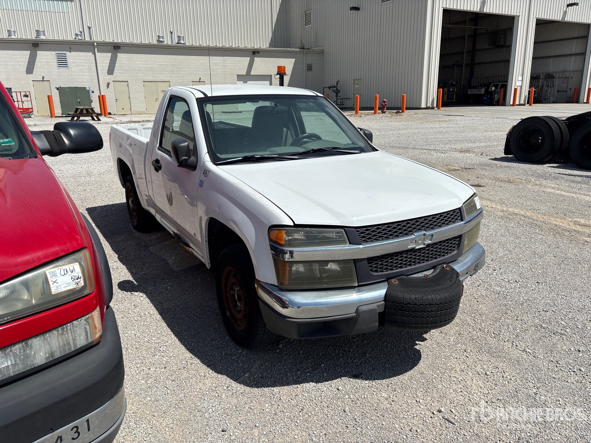 General Appearance with Picture, Right Front Corner