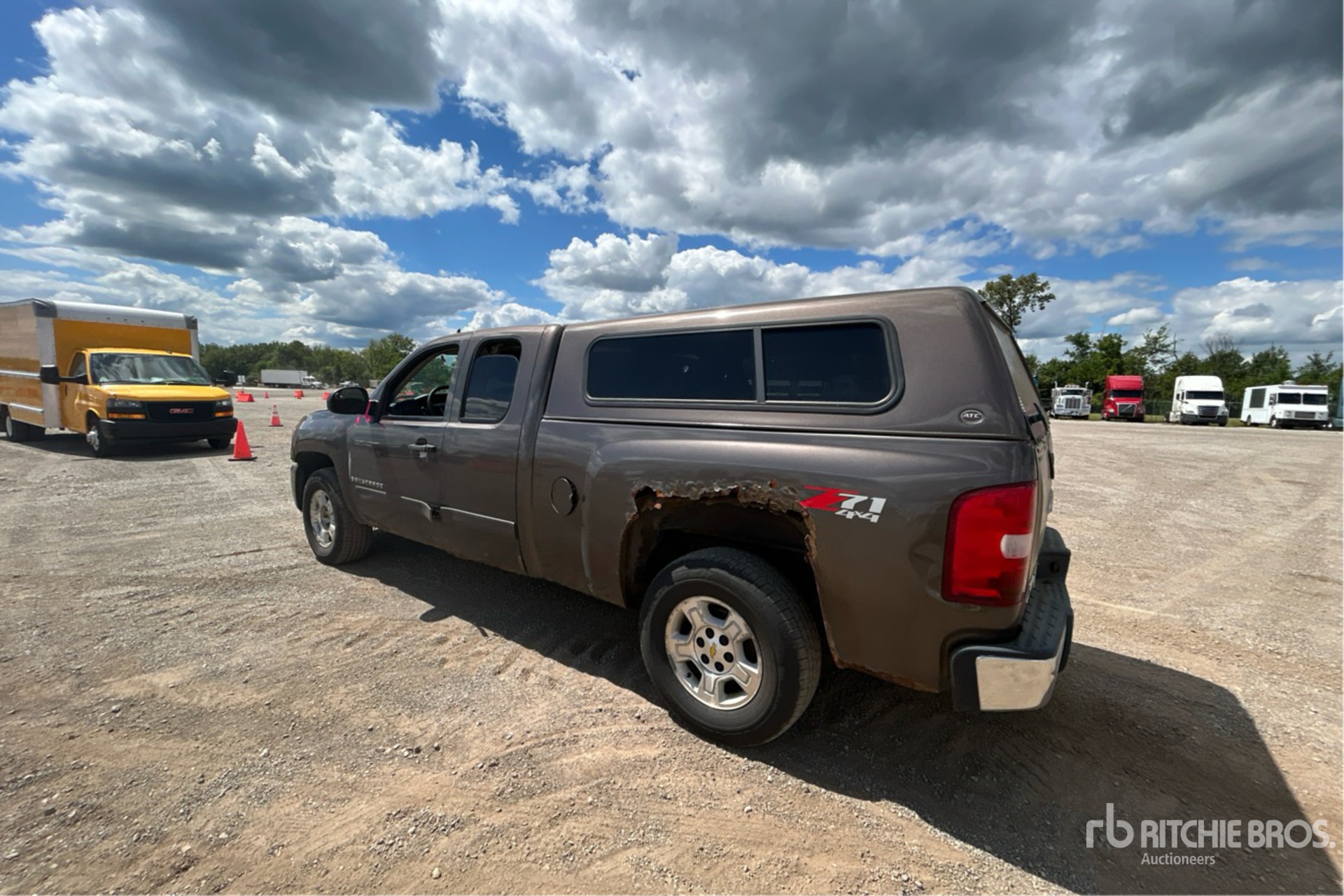 General Appearance with Picture, Left Rear Corner