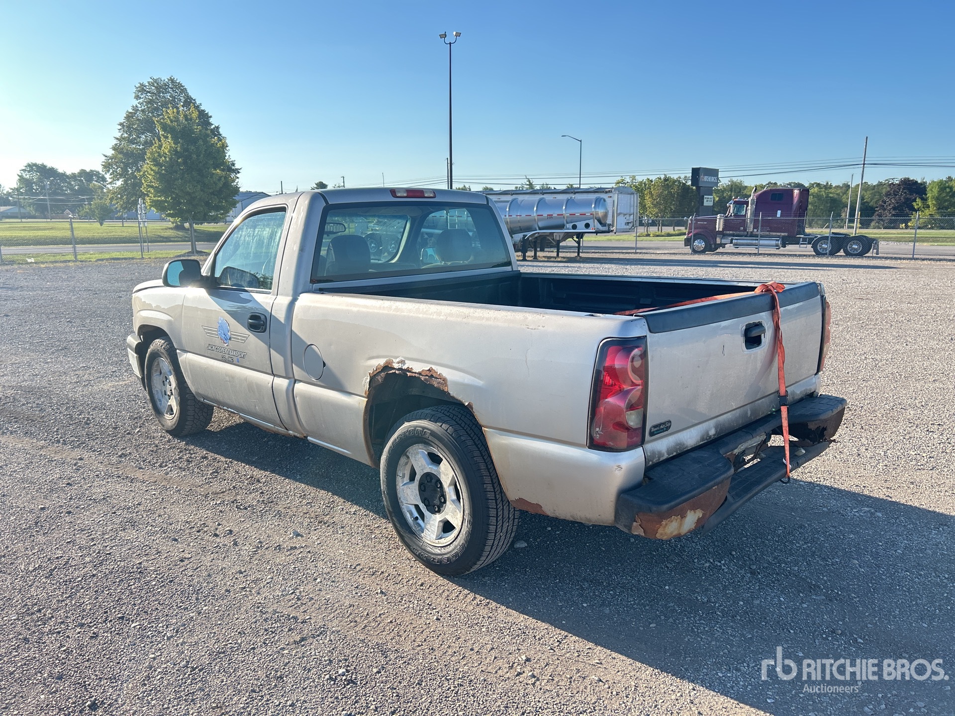 General Appearance with Picture, Left Rear Corner