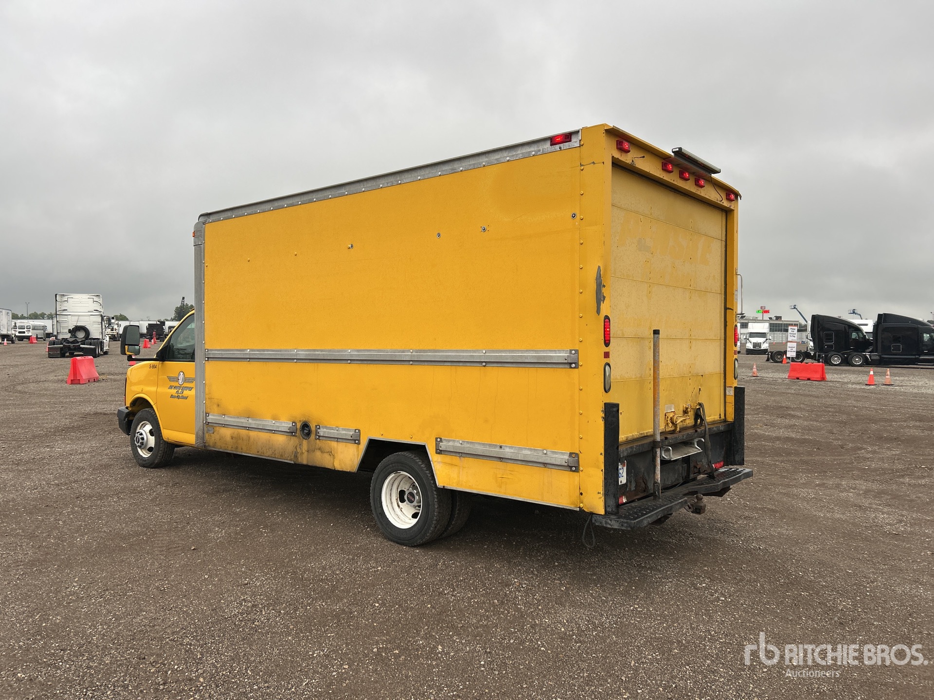 General Appearance with Picture, Left Rear Corner