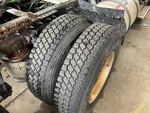 KN242767 - 2019 International LT625: Right Front Drive Tires