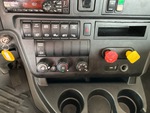 KN242767 - 2019 International LT625: Brake Control