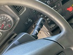 KN728933 - 2019 International LT625: Gear Selector