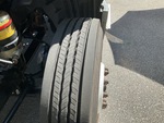 KN728933 - 2019 International LT625: Left Steer Tire