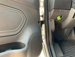 KN728933 - 2019 International LT625: Cab Doors
