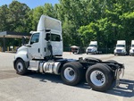 KN728933 - 2019 International LT625: Picture, Left Rear Corner
