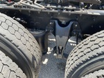 KL579141 - 2019 International LT625: Suspension Springs/Hangers
