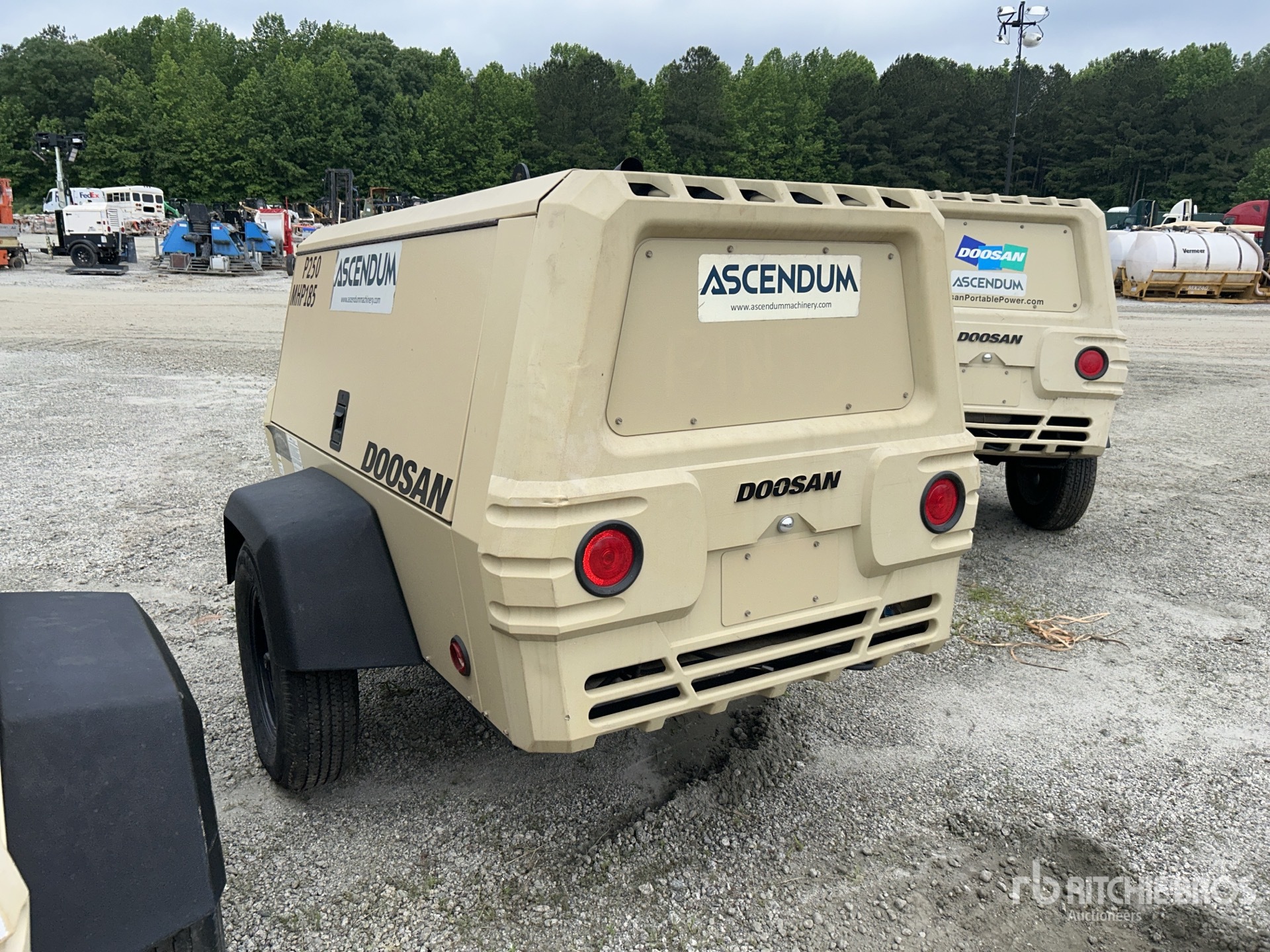 General Appearance with Imagen: esquina trasera izquierda