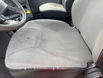 KN142092 - 2019 International LT625: Seats/Armrests