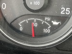 KN142092 - 2019 International LT625: Oil Pressure