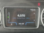 KN142092 - 2019 International LT625: Engine Hours