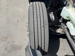 KN160283 - 2019 International LT625: Right Steer Tire