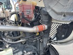 KN160283 - 2019 International LT625: Radiator