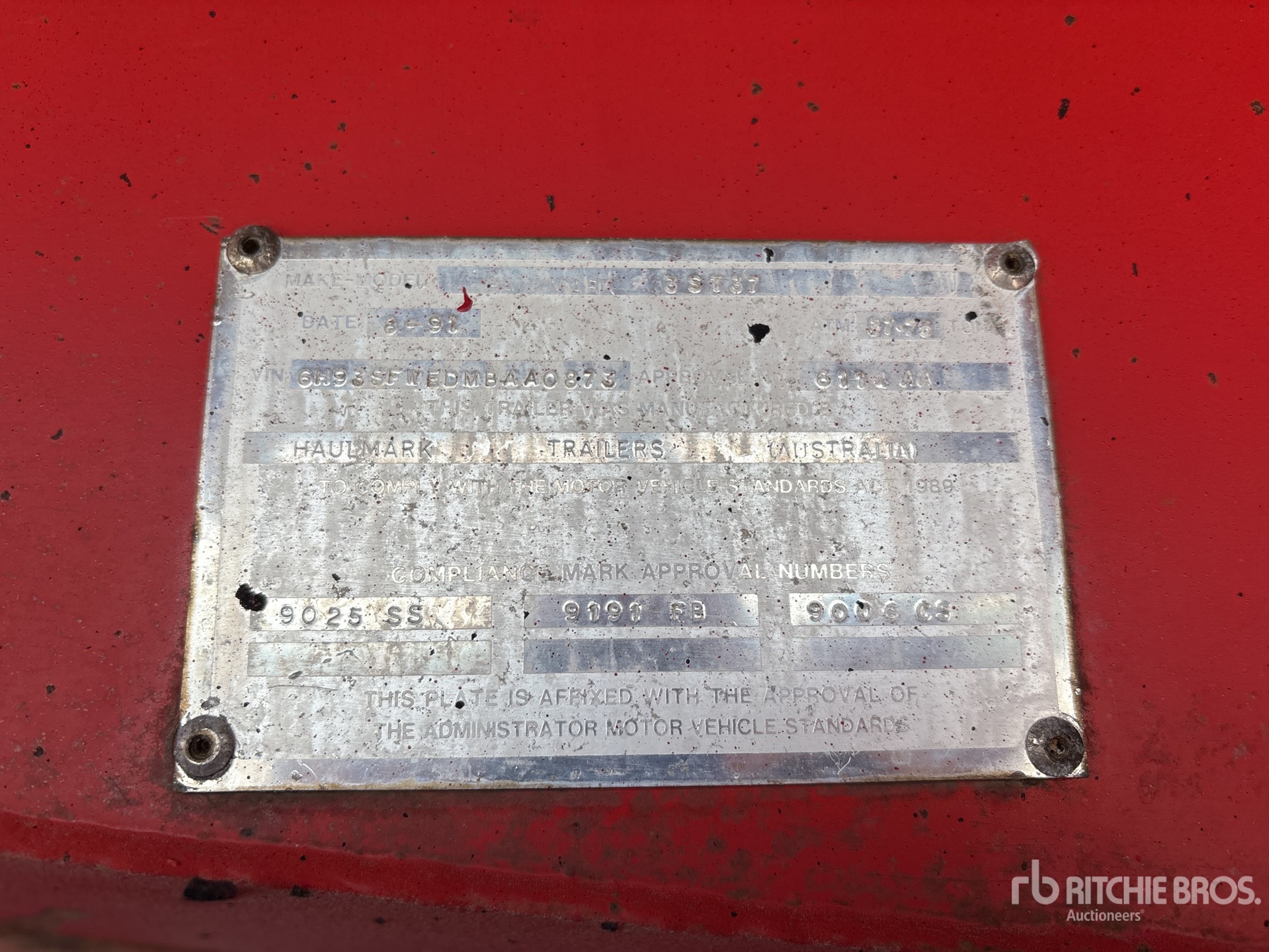 General Appearance with Numéro de série/Numéro d'identification du véhicule automobile