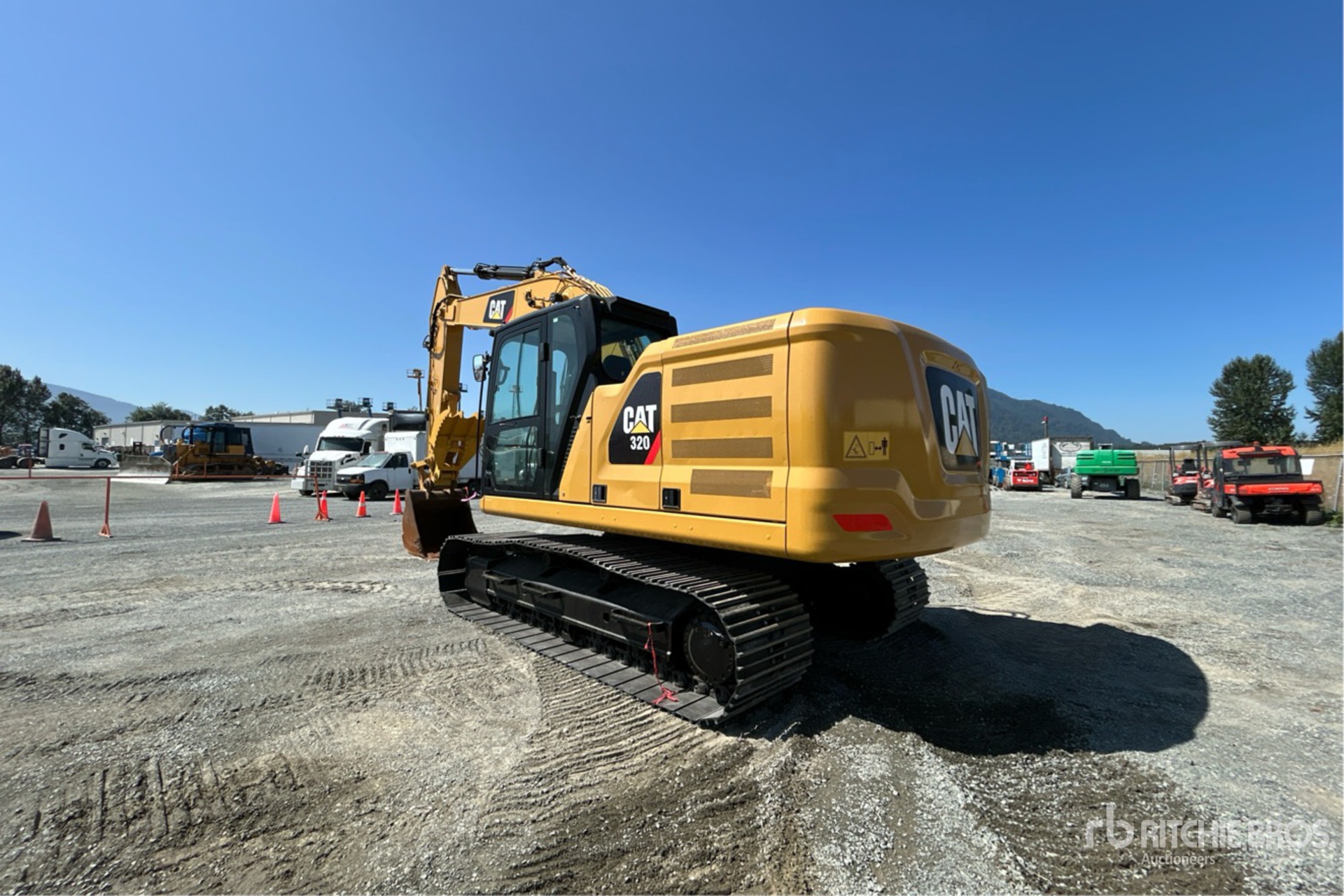General Appearance with Picture, Left Rear Corner