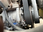 KL722687 - 2019 International LT625: A/C Compressor