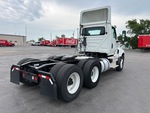 KL722687 - 2019 International LT625: Picture, Right Rear Corner