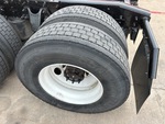 KL722687 - 2019 International LT625: Left Rear Drive Tires