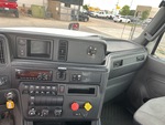 KL722687 - 2019 International LT625: Dash Components