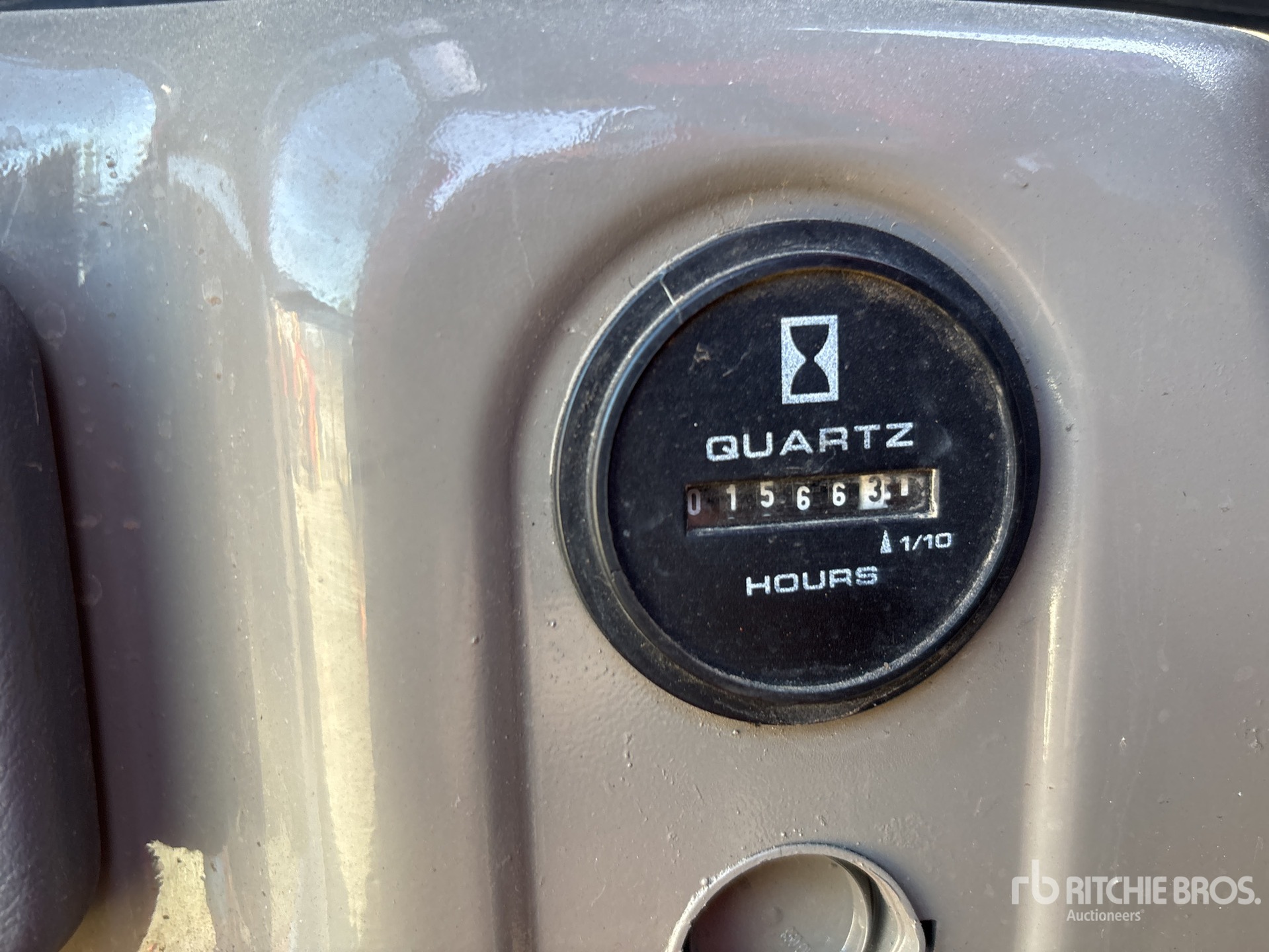 General Appearance with Hour Meter / Odometer