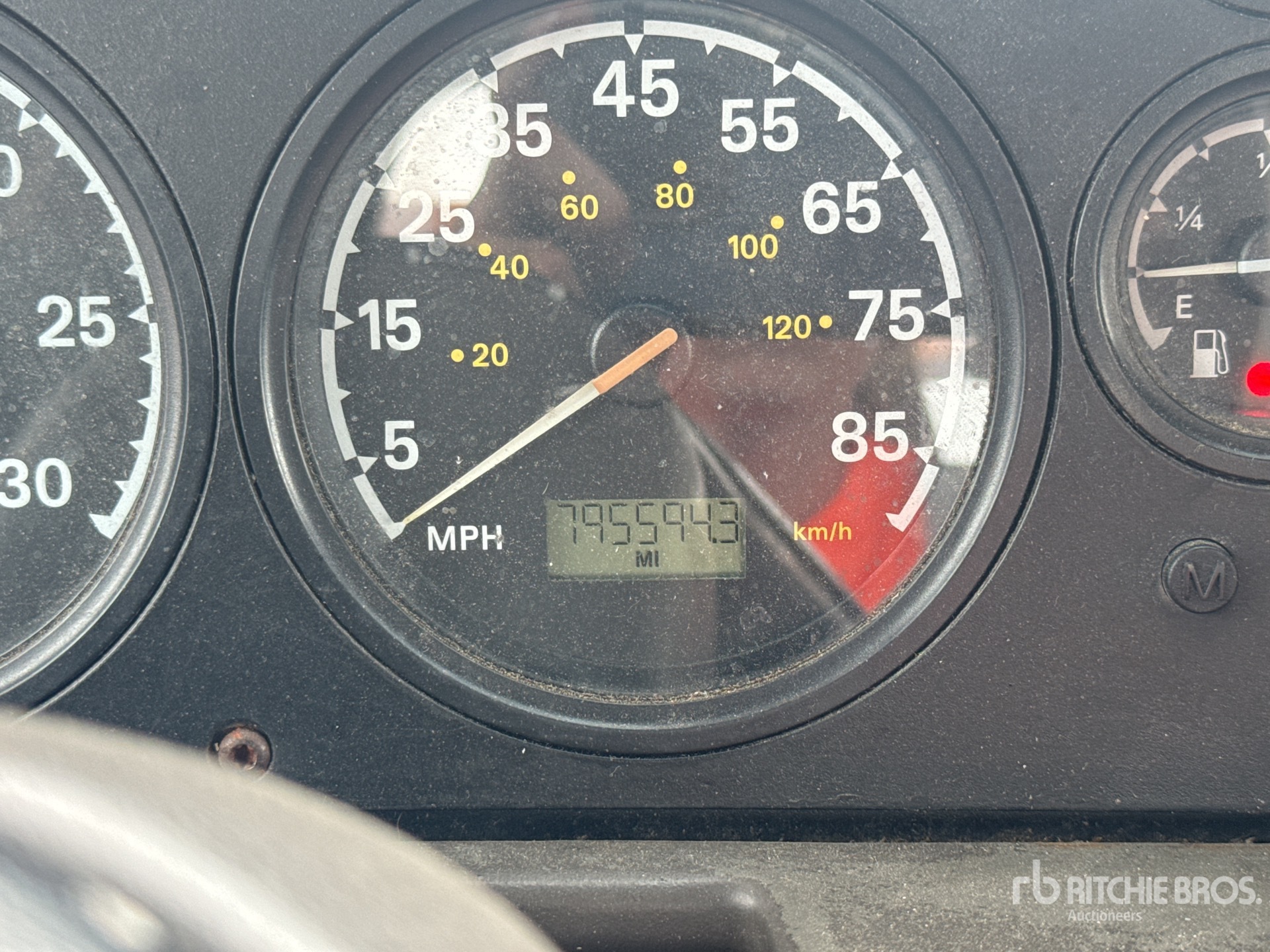 General Appearance with Hour Meter / Odometer