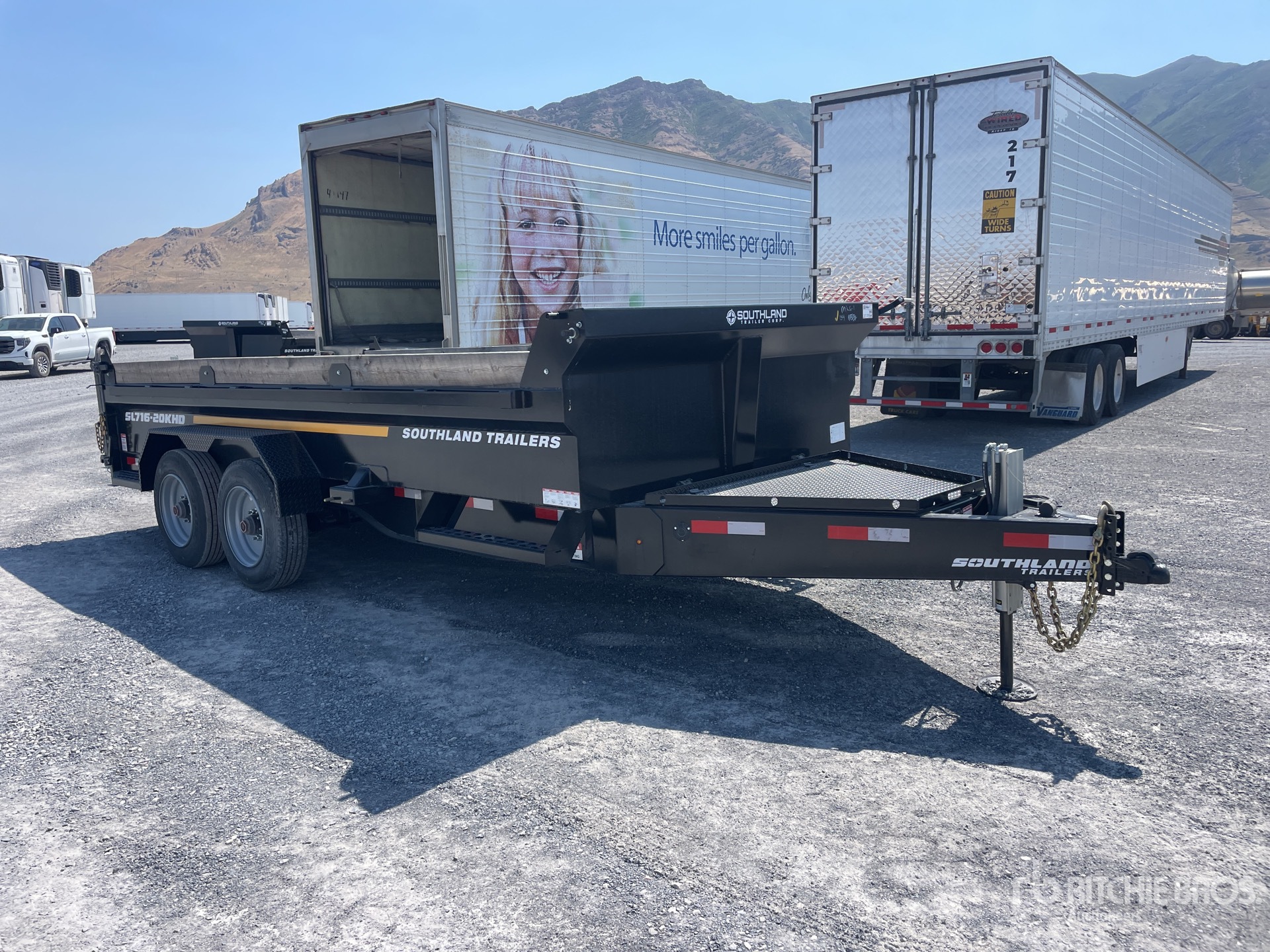 General Appearance with Image, coin avant droit