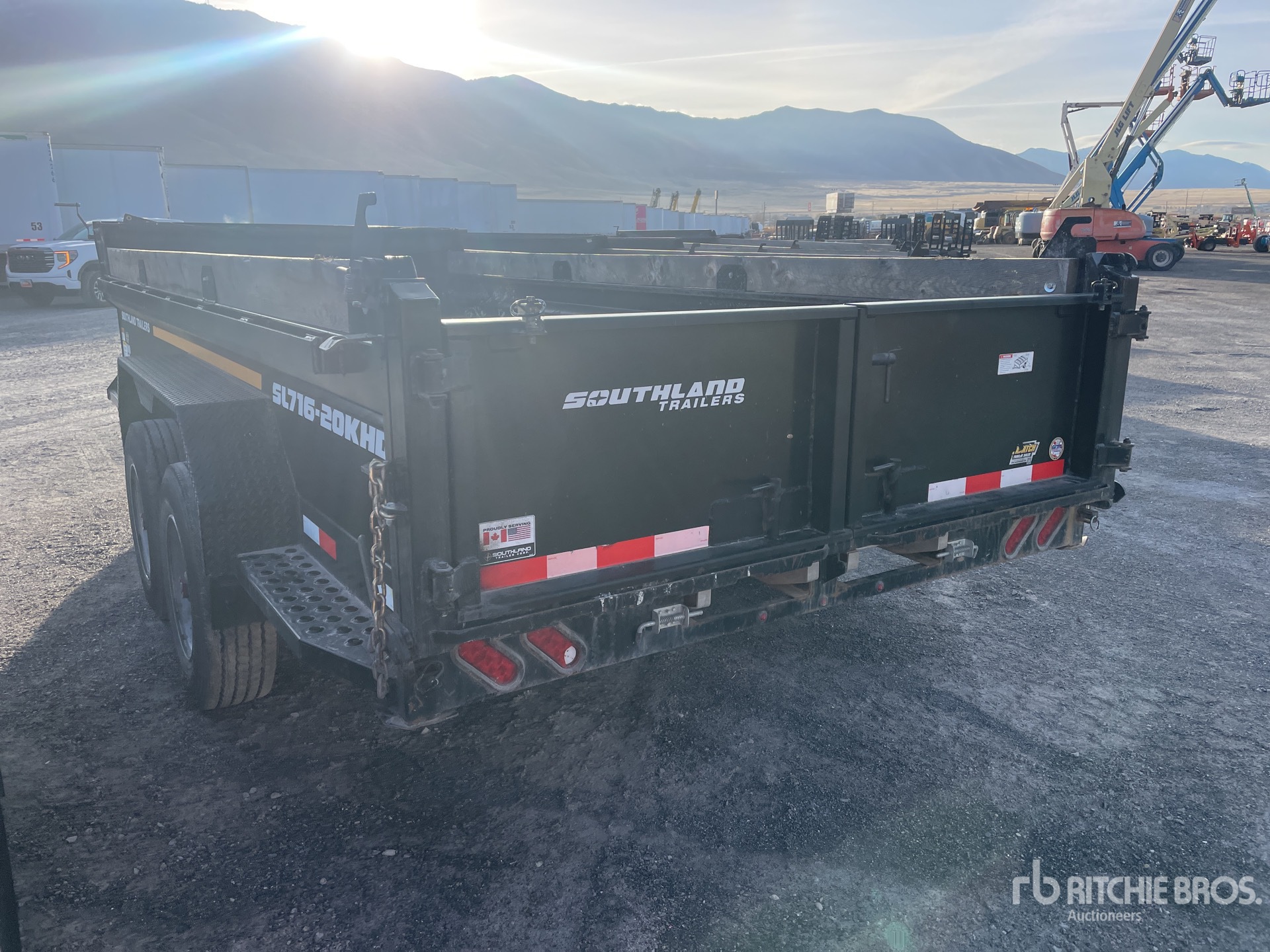 General Appearance with Zdjęcie, lewy dolny róg