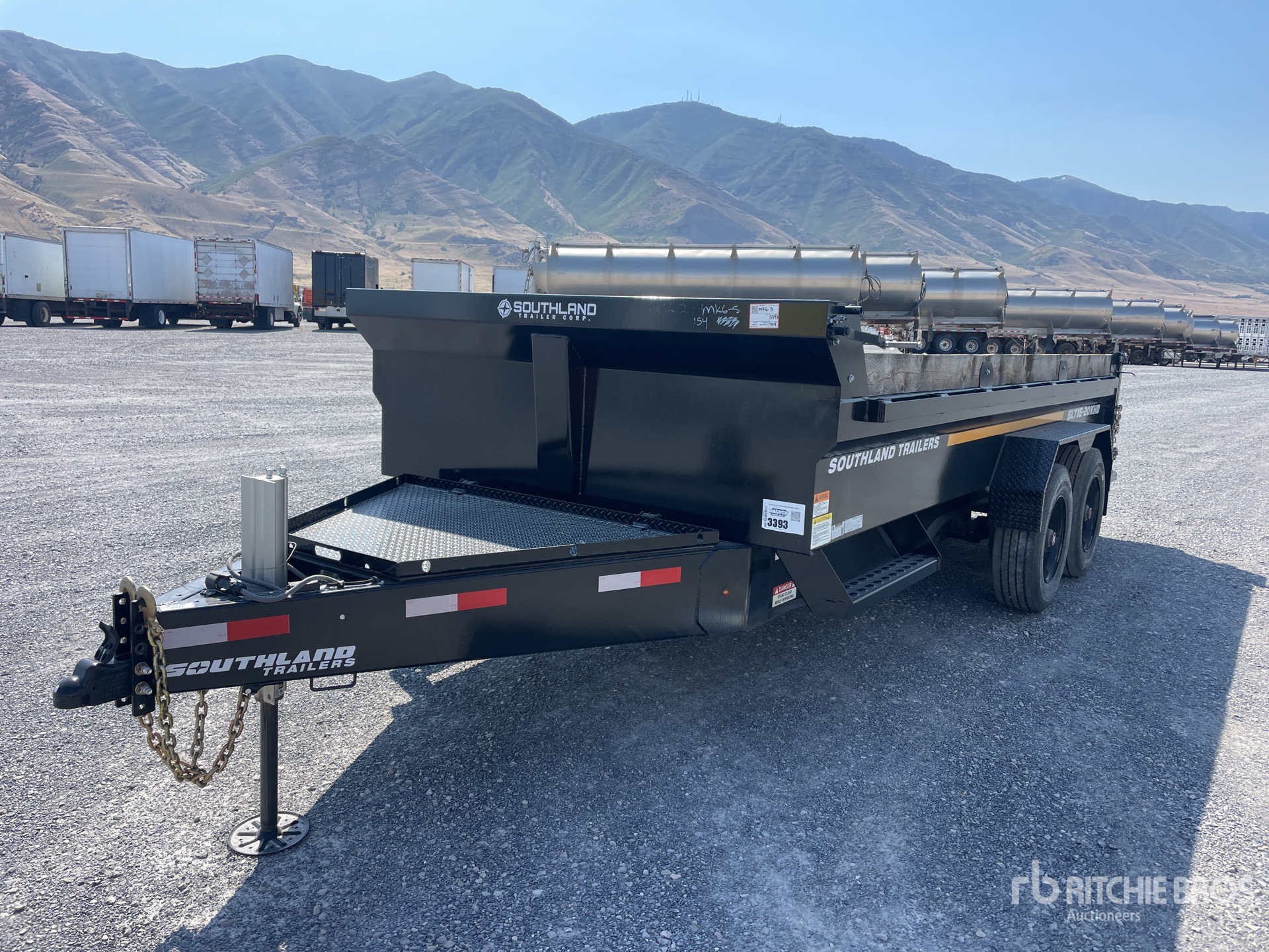 General Appearance with Foto, angolo anteriore sinistro