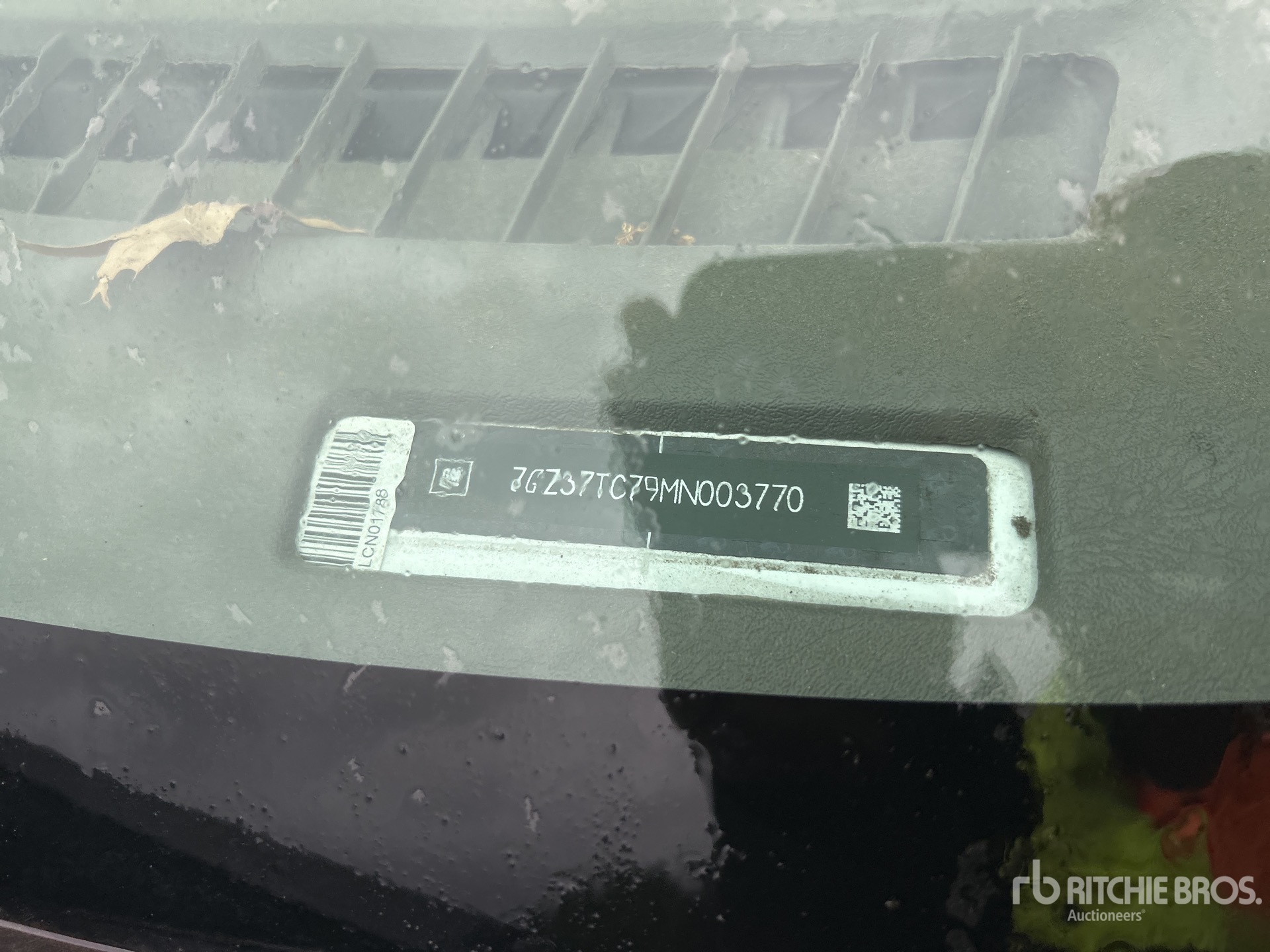 General Appearance with Second Serial Number/VIN Photo