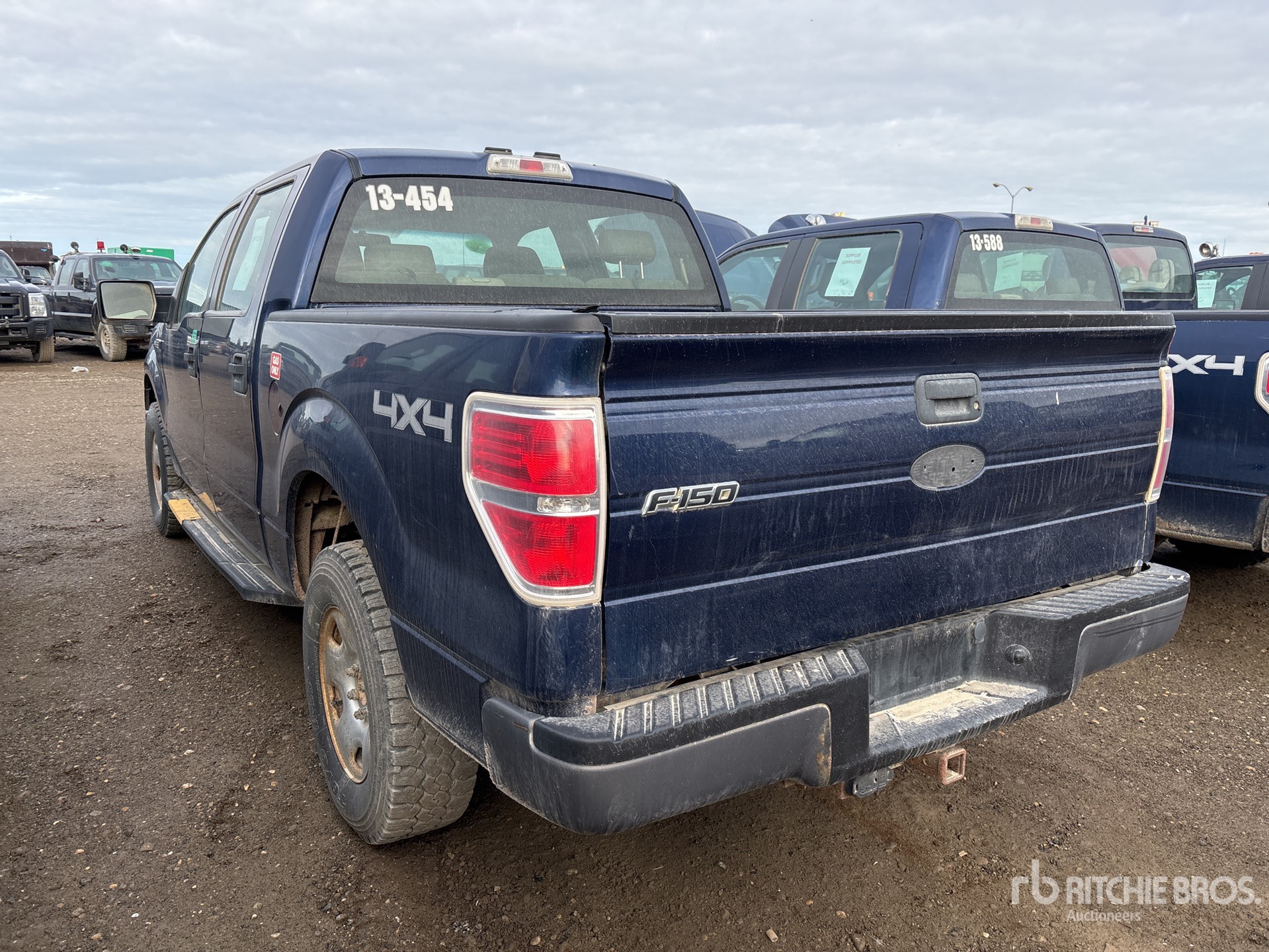 General Appearance with Picture, Left Rear Corner