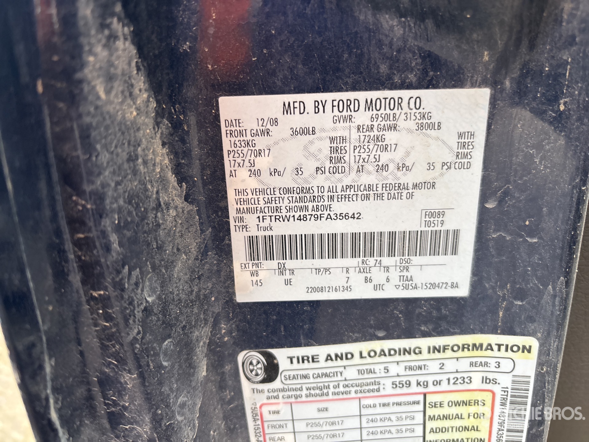 General Appearance with Serial Number / VIN