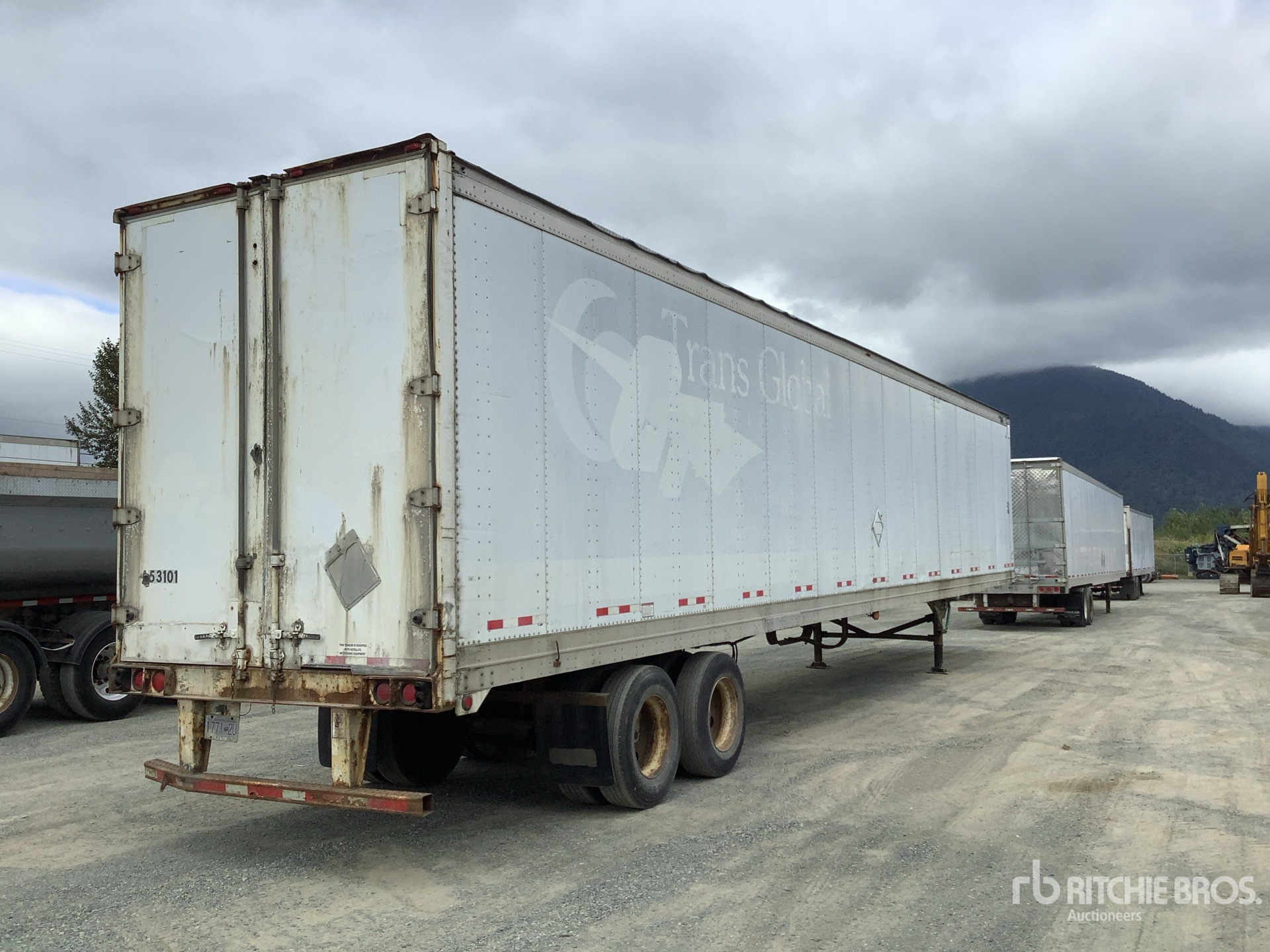 General Appearance with Picture, Right Rear Corner