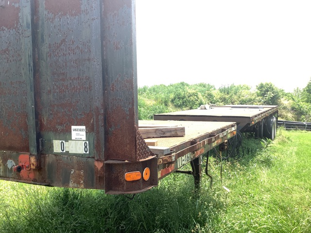 1970 Rogers T/A Extendable Flatbed Trailer