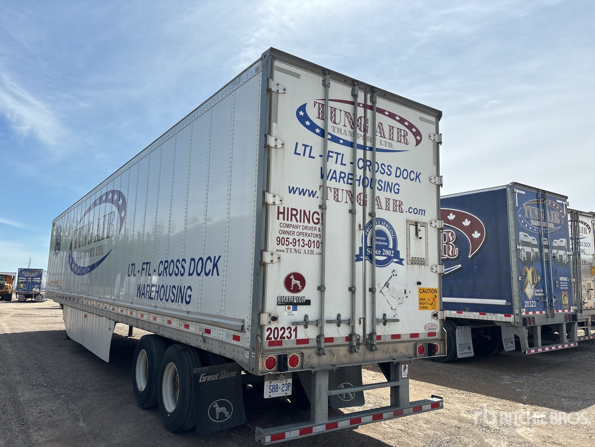 General Appearance with Picture, Left Rear Corner