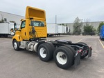 KL729454 - 2019 International LT625: Picture, Left Rear Corner