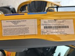 KL729454 - 2019 International LT625: Emission Label