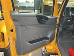 KL729454 - 2019 International LT625: Cab Doors