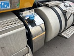 KL729454 - 2019 International LT625: DEF / AdBlue Tank