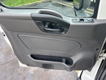 KL595670 - 2019 International LT625: Cab Doors