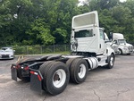 KL595670 - 2019 International LT625: Picture, Right Rear Corner